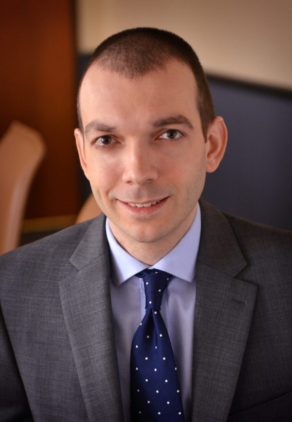 Lewis Gianola — office photo 3